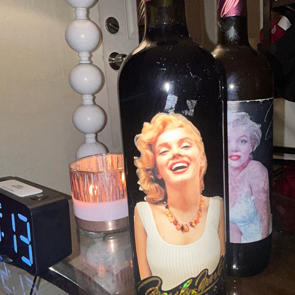 Marilyn Monroe Themed Wine Bottle